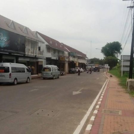 Nap Corner Hostel Phitsanulok Exterior photo